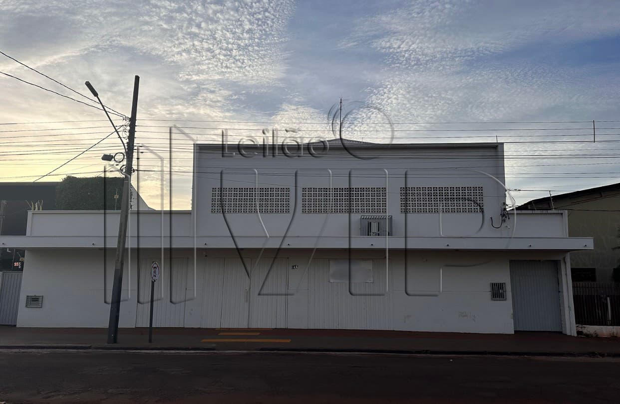 Foto 1 de 16: Comercial em leilão em Itaporã - MS, bairro Centro — LOTE 2: Prédio Comercial com 628,53 m² - Centro ITAPORÃ MS