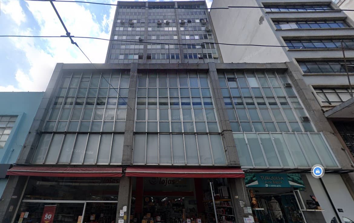 Comercial em leilão em São Paulo - SP — LOTE 1: Sala Comercial com 394, 21 m² e 18 vagas de garagem - Centro SÃO PAULO SP