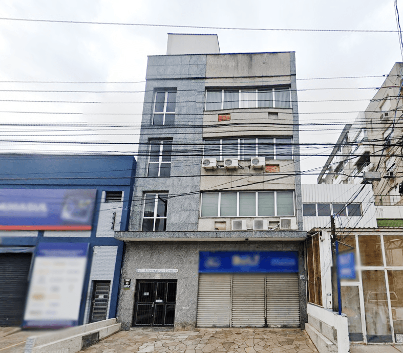 Foto 1 de 10: Comercial em leilão em Porto Alegre - RS — LOTE 1: Sala Comercial com 200,46 m² - São Geraldo