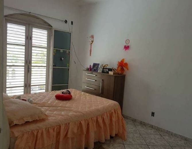 Foto 6 de 9: Casa em leilão em Caçapava - SP — LOTE 1: Casa com 280 m² - Parque Res. Maria Elmira CAÇAPAVA SP