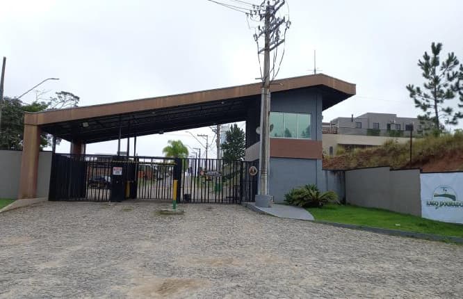 Terreno em leilão em Jacareí - SP — LOTE 13: Terreno com 2.436,76 m² - Res. Parque Lago Dourado - (02) JACAREÍ SP