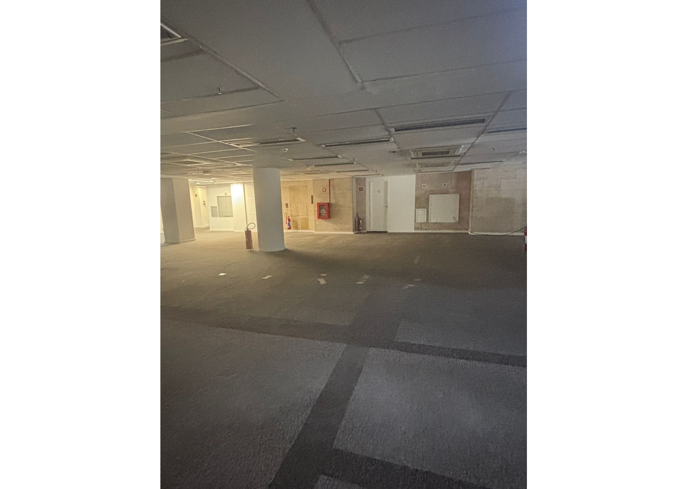 Foto 15 de 15: Comercial em leilão em Rio De Janeiro - RJ, bairro Centro — LOTE 11: Imóvel Comercial com 1.361,00 m² - Centro RIO DE JANEIRO RJ