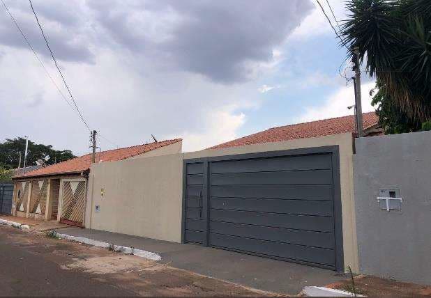 Foto 1 de 2: Casa em leilão em Campo Grande - MS — LOTE 13: Casa com 238,00 m² - Coopharádio