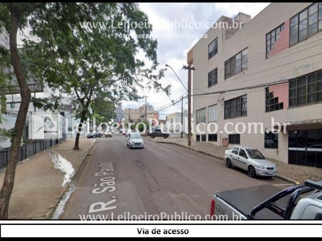 Foto 2 de 13: Apartamento em leilão em Cascavel - PR — CASCAVEL (PR): APTO. C/ GARAGEM 204,9511 m²