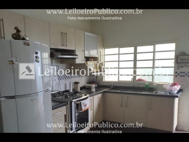 Foto 10 de 25: Terreno em leilão em Várzea Grande - MT — VÁRZEA GRANDE (MT): IMÓVEL URBANO 168,00 m²