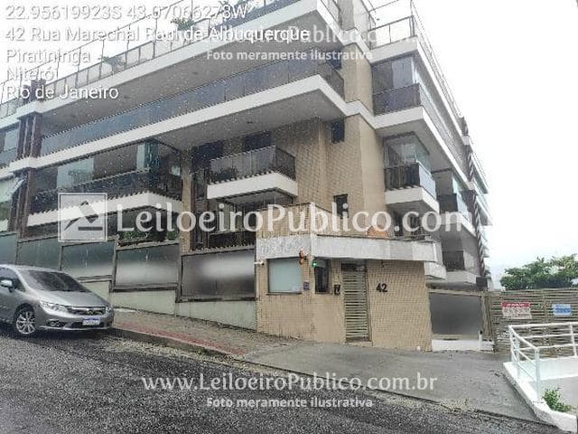 Apartamento em leilão em Niterói - RJ — NITERÓI (RJ): APTO, 240M2