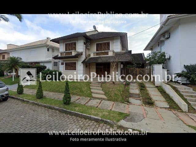 Foto 1 de 11: Terreno em leilão em Florianópolis - SC — FLORIANÓPOLIS (SC): IMÓVEL JURERÊ 450,00m²