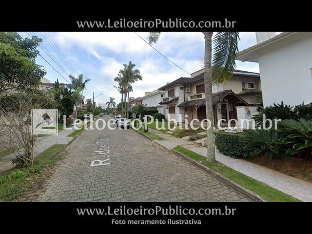 Foto 3 de 11: Terreno em leilão em Florianópolis - SC — FLORIANÓPOLIS (SC): IMÓVEL JURERÊ 450,00m²