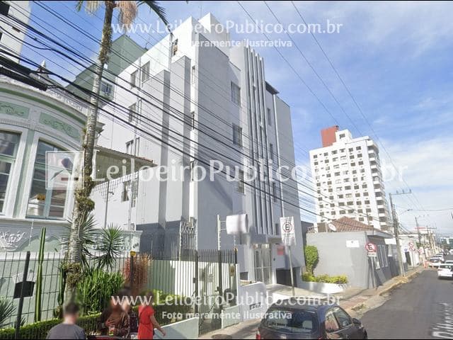 Foto 1 de 9: Apartamento em leilão em Florianópolis - SC — FLORIANÓPOLIS (SC): APARTAMENTO 86,205 m²