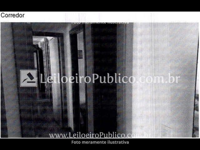 Foto 12 de 20: Apartamento em leilão em Londrina - PR — LONDRINA (PR): APTO. COM GARAGENS 194,2565 m²
