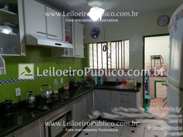 Foto 9 de 19: Casa em leilão em Foz Do Iguaçu - PR — FOZ DO IGUAÇU (RS): IMÓVEL 274,20 m²