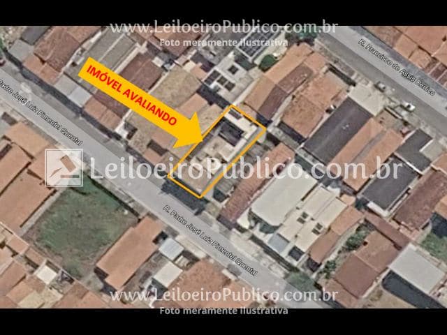 Foto 2 de 7: Casa em leilão em Taubaté - SP, bairro Água Quente — TAUBATÉ (SP): IMÓVEL 250,00 m²