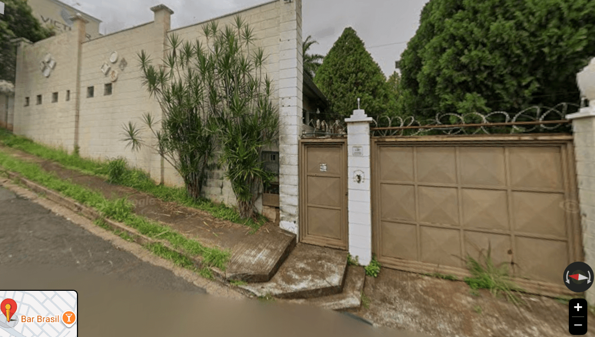 Foto 1 de 6: Terreno em leilão em Uberaba - MG, bairro Vila Frei Eugênio — IMÓVEIS URBANOS — LOTE Nº 001