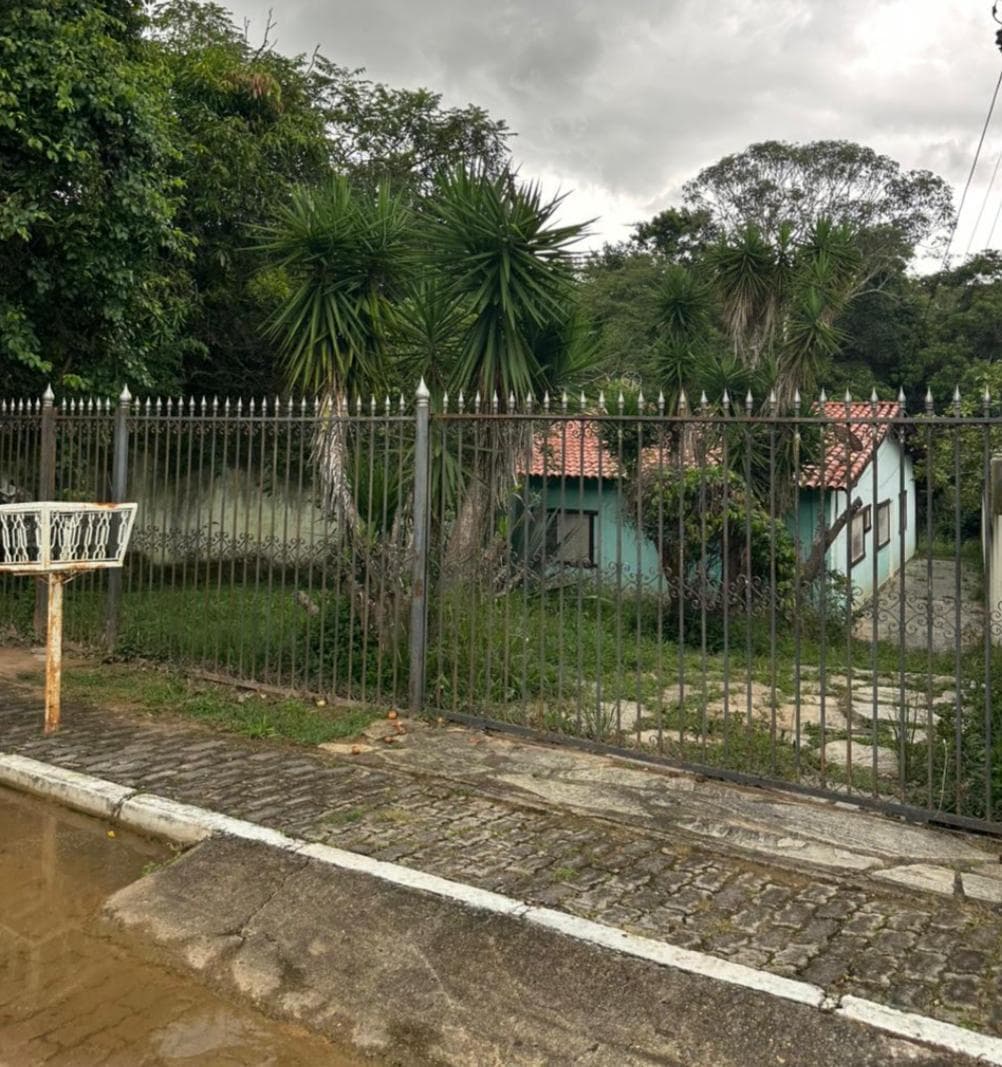 Foto 6 de 6: Casa em leilão em Brasília - DF, bairro Jardim Botânico — IMÓVEIS URBANOS — LOTE Nº 001