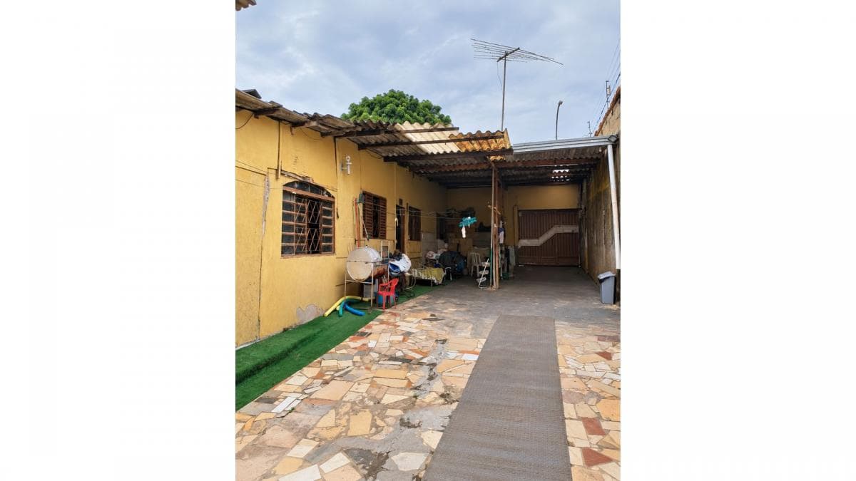 Foto 2 de 13: Casa em leilão em Sobradinho - DF — IMÓVEIS URBANOS — LOTE Nº 98442