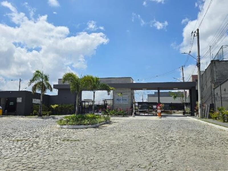 Casa em leilão em Feira De Santana - BA — LOTE 030 [8787702878212] CASA 45,67M² COND. RES. RIVIERA - FEIRA DE SANTANA/BA