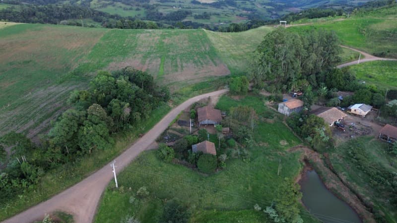 Foto 4 de 11: Terreno em leilão em Bom Jesus Do Oeste - SC — LOTE 006 [2.920] PARTE IDEAL DE LOTE RURAL DE 77.500,00M² EM BOM JESUS DO OESTE/SC