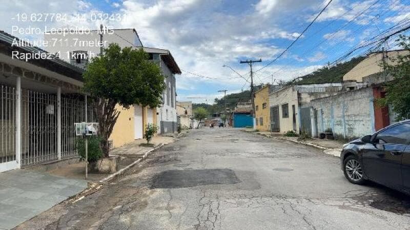 Casa em leilão em Pedro Leopoldo - MG, bairro Centro — LOTE 154 [8444415046395] CASA 34,38M² - PEDRO LEOPOLDO / MG