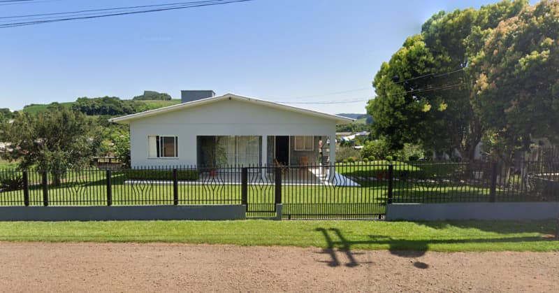 Foto 1 de 9: Casa em leilão em São Lourenço Do Oeste - SC, bairro Vila Três Voltas — LOTE 001 [20.655] CASA 240m² - VILA TRÊS VOLTAS - SÃO LOURENÇO DO OESTE/SC