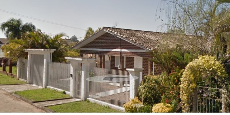 Foto 1 de 3: Terreno em leilão em Forquilhinha - SC — LOTE 001 CASA APROX 85M² - TERRENO 450M² - FORQUILINHA/SC