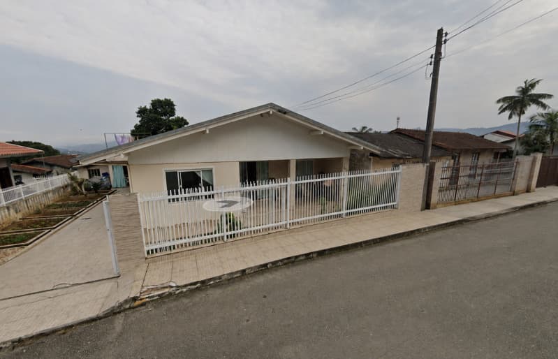Foto 1 de 2: Casa em leilão em Rio Do Sul - SC, bairro Boa Vista — LOTE 004 CASA EM TERRENO DE 318,75M² - RIO DO SUL/SC