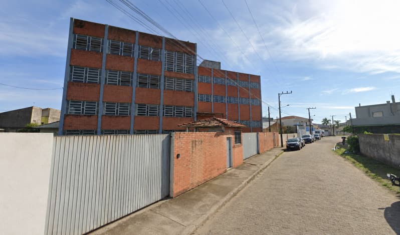 Foto 2 de 3: Terreno em leilão em Laguna - SC, bairro Progresso — LOTE 005 EDIFÍCIOS COMERCIAIS/INDUSTRIAIS 2.322,08M² - LAGUNA/SC