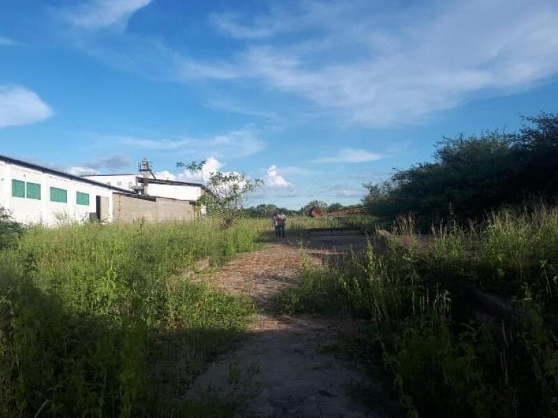 Foto 1 de 8: Terreno em leilão em Jaicós - PI — LOTE 001 UM TERRENO MEDINDO 40.066,52m² EM JAICOS\PI