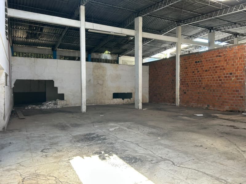 Foto 20 de 37: Terreno em leilão em Teresina - PI, bairro Distrito Industrial — LOTE 001 IMÓVEL EM TERRENO COM 12 MIL M2