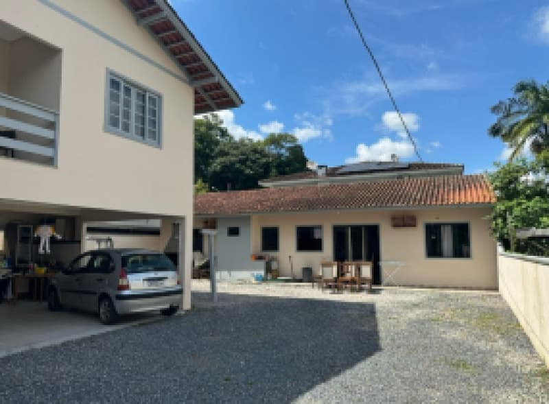 Foto 8 de 9: Terreno em leilão em Brusque - SC, bairro Jardim Maluche — LOTE 007 TERRENO URBANO COM ÁREA DE 450,00M², LOCALIZADO NA RUA JACÓ BAUER, BAIRRO JARDIM MALUCHE, N