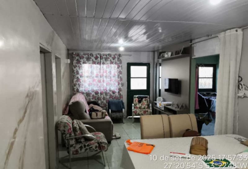 Foto 14 de 23: Casa em leilão em Frederico Westphalen - RS, bairro Núcleo Vii Distrito Industrial — LOTE 001 CASA DE ALVENARIA COM TERRENO DE ÁREA PRIVATIVA DE 200M², SITUADA NA RUA CENTO E DOZE, Nº 3