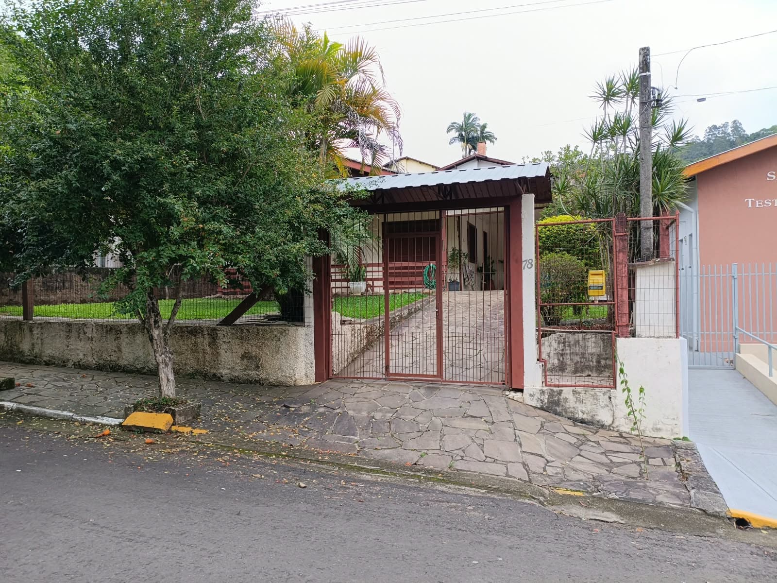 Foto 4 de 7: Terreno em leilão em Três Coroas - RS, bairro Sander — Imóvel, com 120,00m², situado na Rua Criciúma, nº 78, bairro Sander, Três Coroas/RS