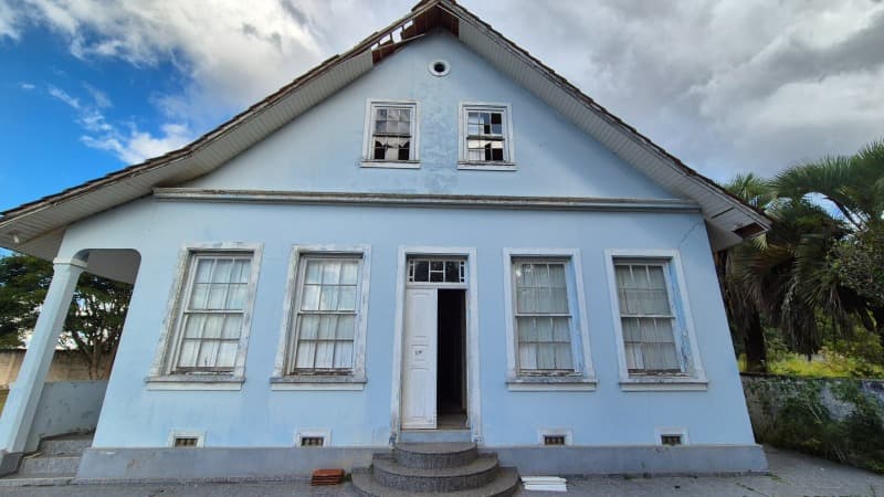 Area Rural em leilão em Fazenda Rio Grande - PR — LOTE 001 FAZENDA RIO GRANDE - IMOVEL URBANO, Fração ideal do solo equivalente a 0,0895 que correspon