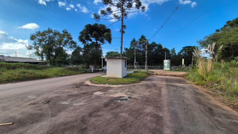 Foto 11 de 13: Area Rural em leilão em Fazenda Rio Grande - PR — LOTE 001 FAZENDA RIO GRANDE - IMOVEL URBANO, Fração ideal do solo equivalente a 0,0895 que correspon