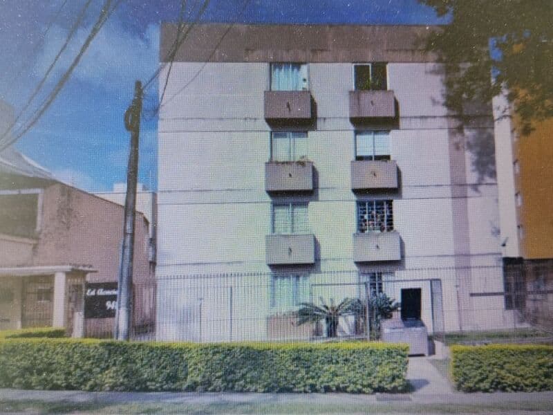 Apartamento em leilão em Curitiba - PR, bairro Água Verde — LOTE 001 AGUA VERDE - APARTAMENTO nº 13 – no pavimento térreo - do CONDOMINIO EDIFICIO ACACIA