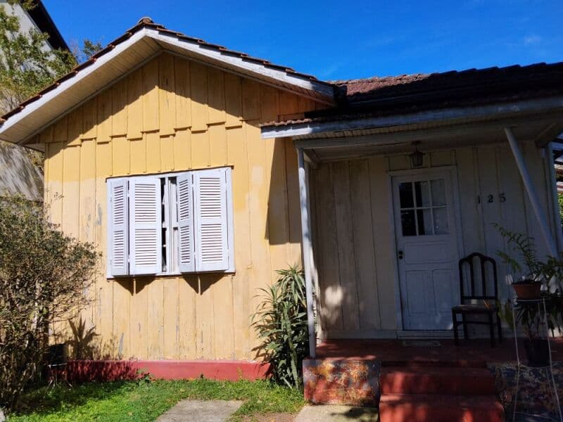 Foto 4 de 4: Terreno em leilão em Curitiba - PR, bairro Vila Izabel — LOTE 001 VILZ IZABEL - 50% do LOTE DE TERRENO Nº 26 da Planta Cadastral do Rocio, situado na Vila Iz