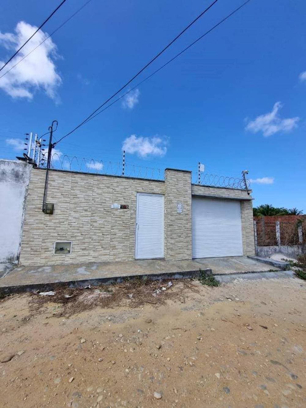 Casa em leilão em Paracuru - CE — Casa em Carlotas - Paracuru/CE