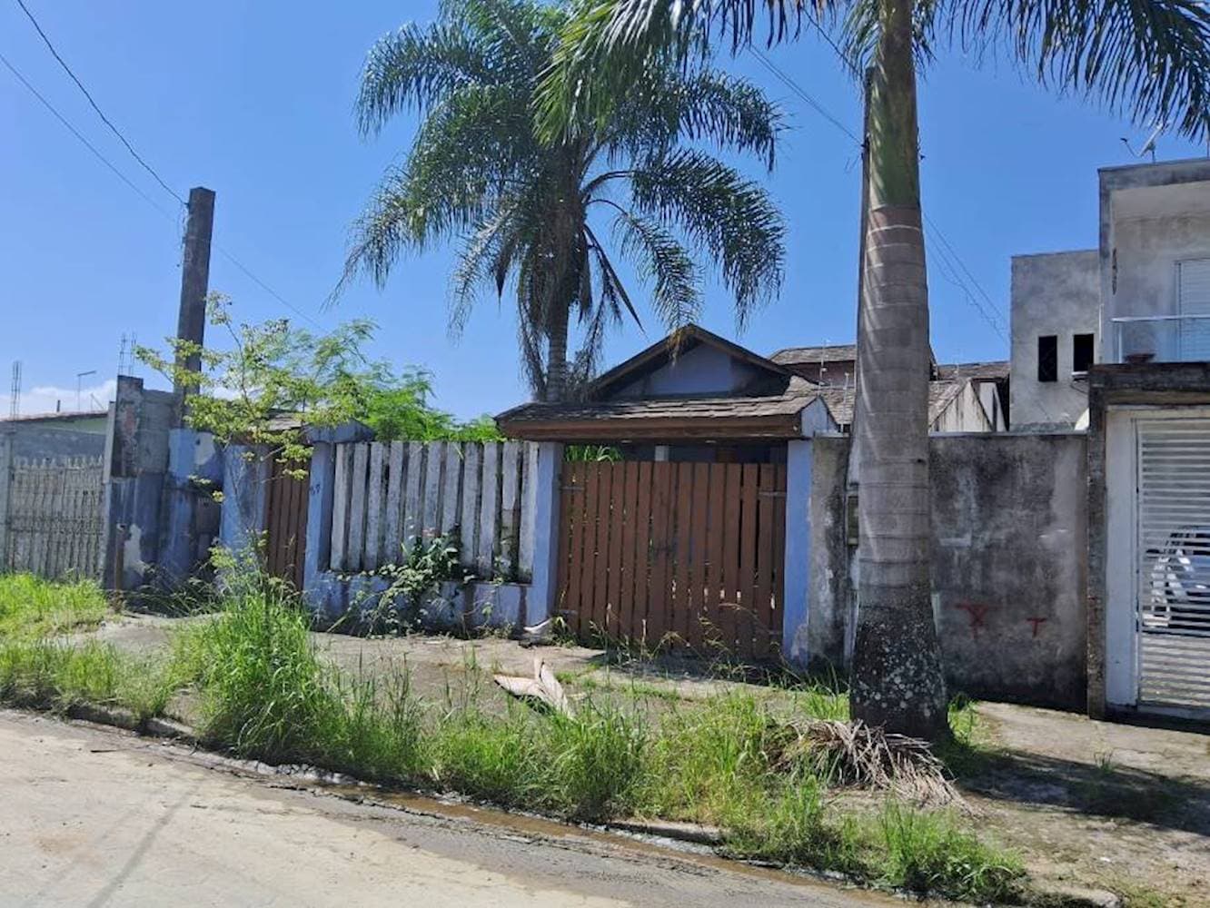 Casa em leilão em Caraguatatuba - SP — Casa no Pontal De Santa Marina - Caraguatatuba/SP