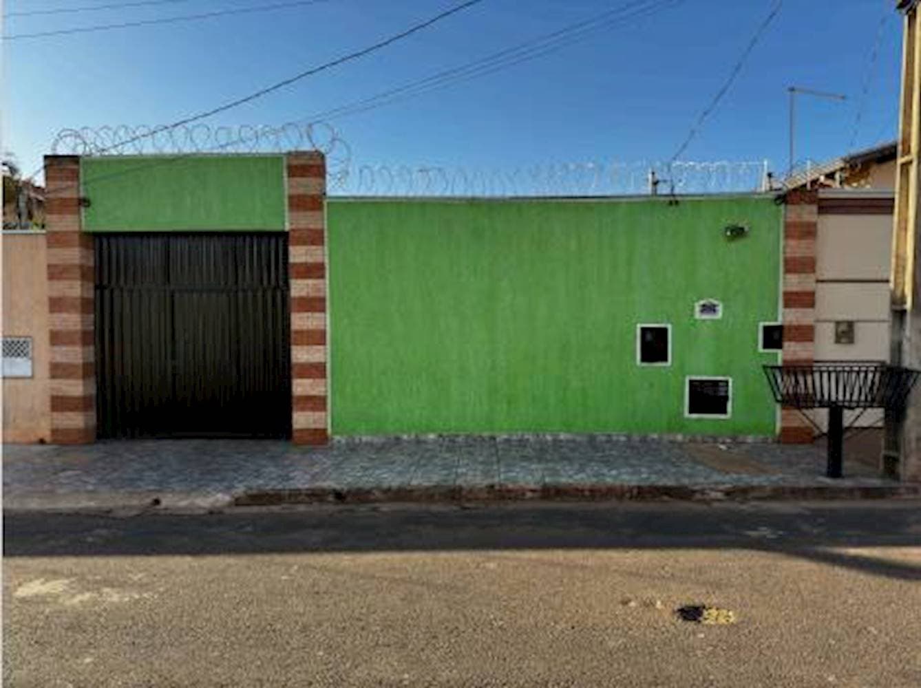 Casa em leilão em Uberaba - MG — Casa no "Residencial Jardim Espanha" em Uberaba/MG