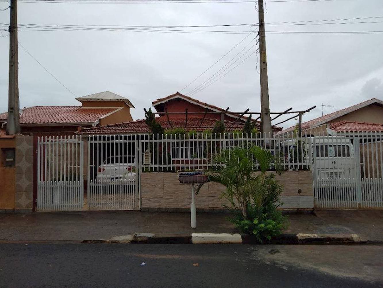 Casa em leilão em São Pedro - SP — Casa na Vila Nova em São Pedro/SP