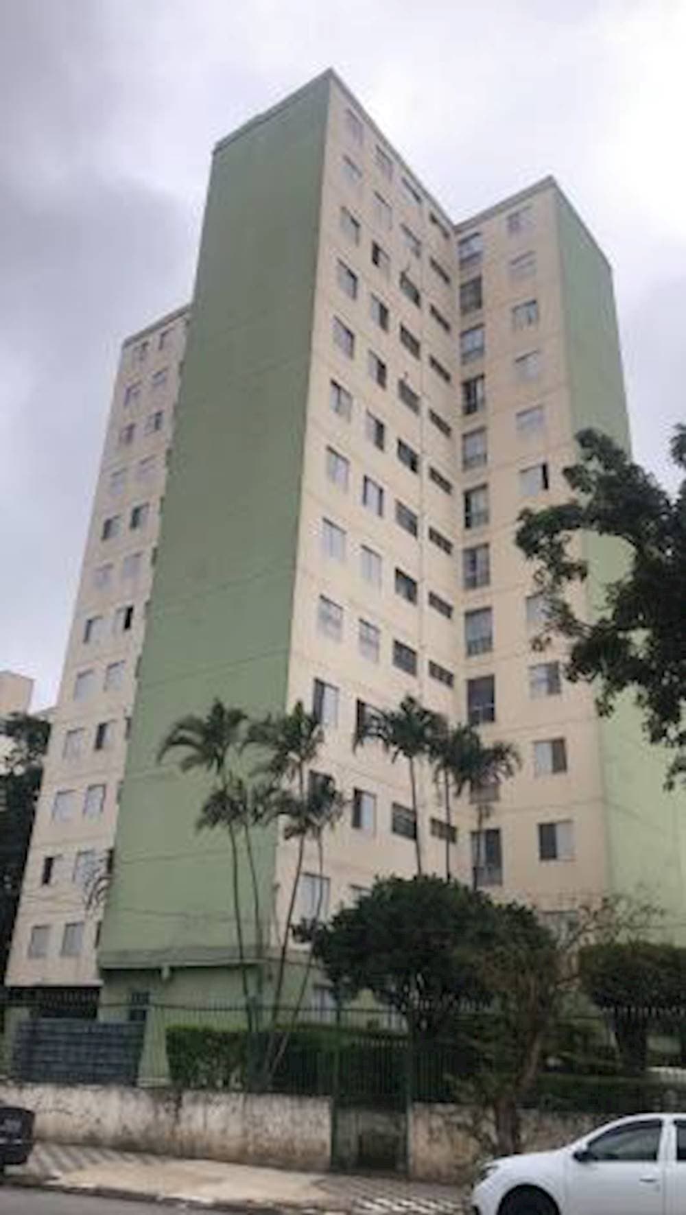 Apartamento em leilão em Osasco - SP — Apartamento no Jardim Piratininga em Osasco/SP