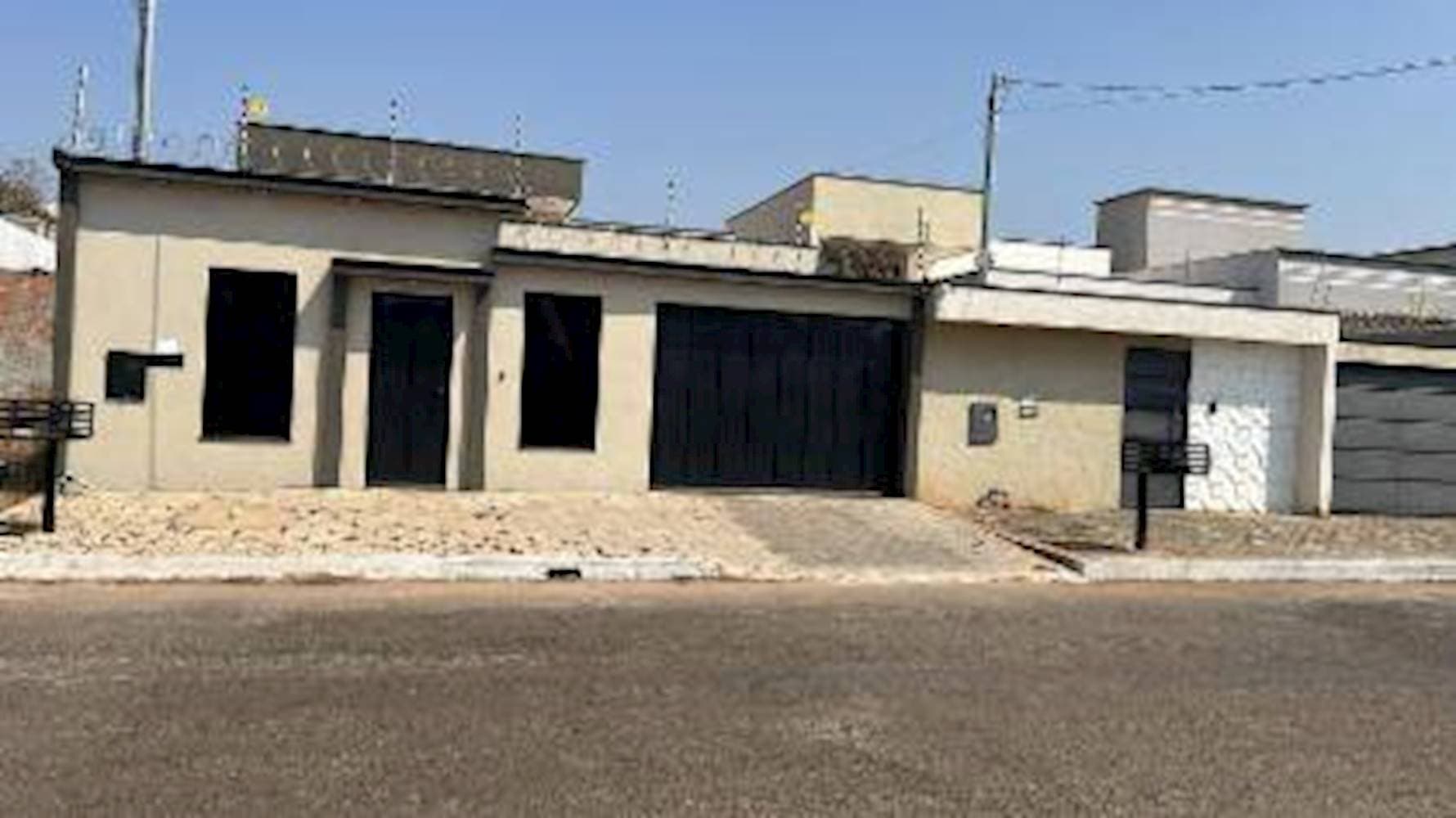 Casa em leilão em Caldas Novas - GO — Casa em Caldas do Oeste - Caldas Novas/GO
