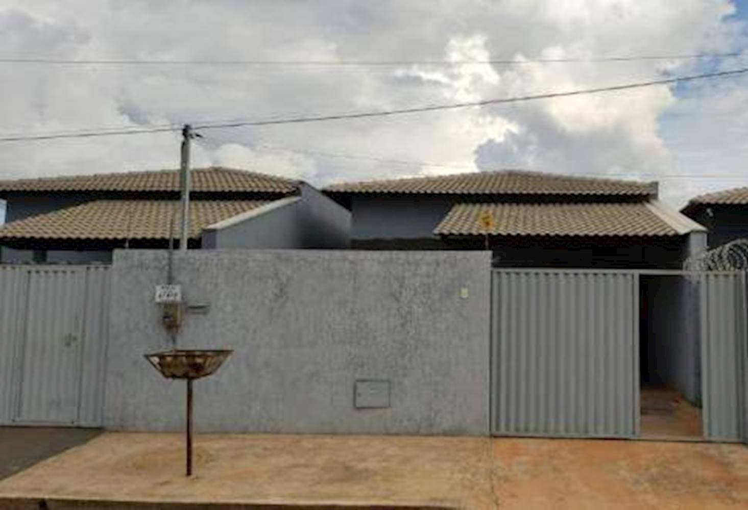 Casa em leilão em Formosa - GO — Casa no Parque da Colina II em Formosa/GO