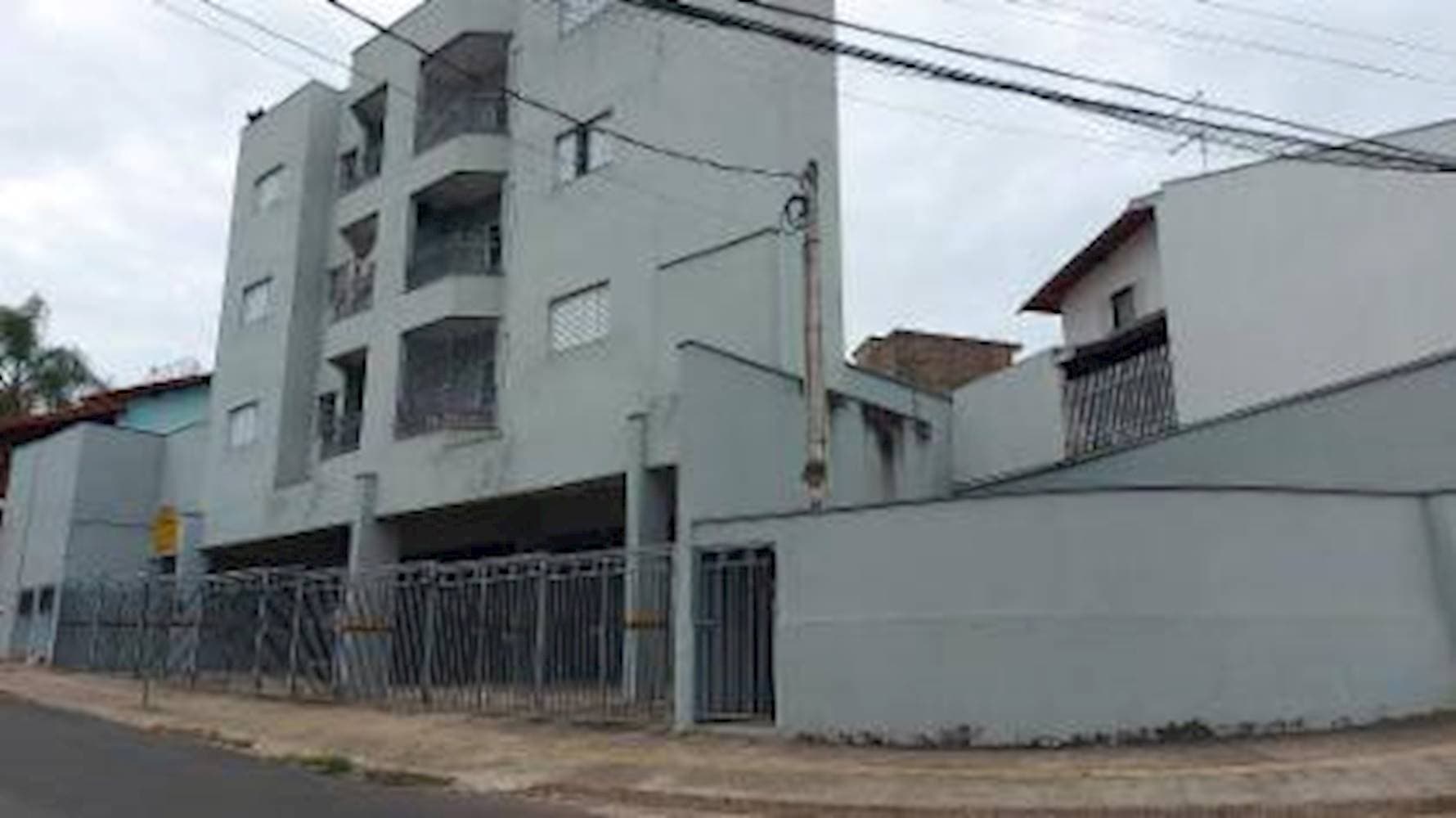 Apartamento em leilão em Indaiatuba - SP — Apartamento no "Condomínio Spazio Morumbi II" - Professor Carlos Aldrovandi - Indaiatuba/SP