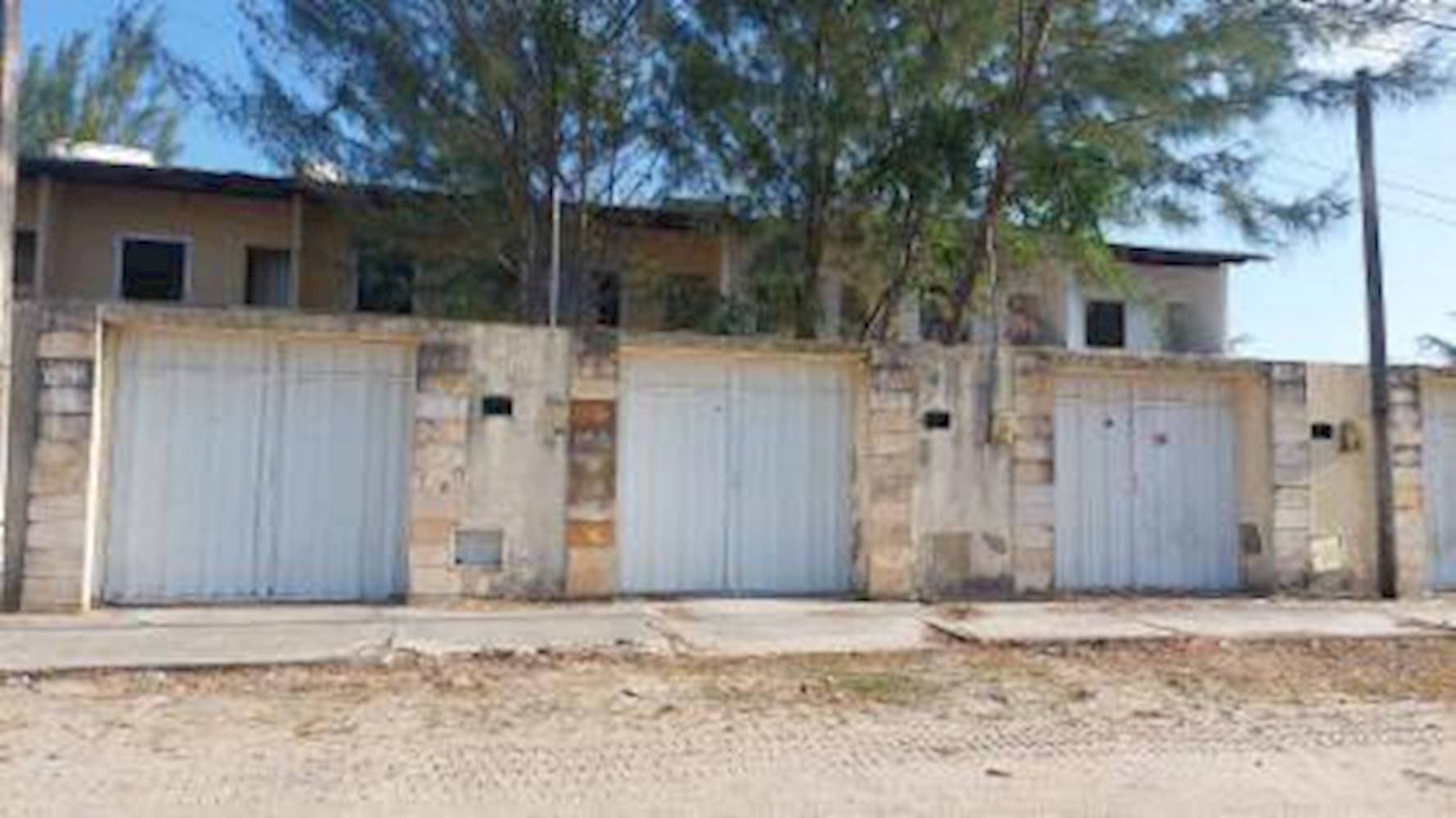 Casa em leilão em Horizonte - CE — Casa no "Condominio Novo Horizonte" - Mal Cozinhado - Horizonte/CE