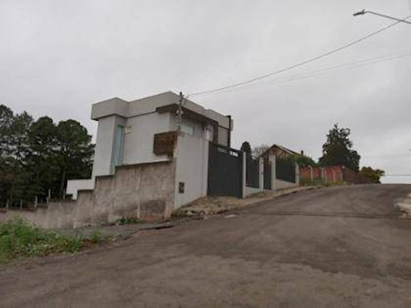 Foto 1 de 7: Casa em leilão em Guarapuava - PR — Casa em Santana - Guarapuava/PR
