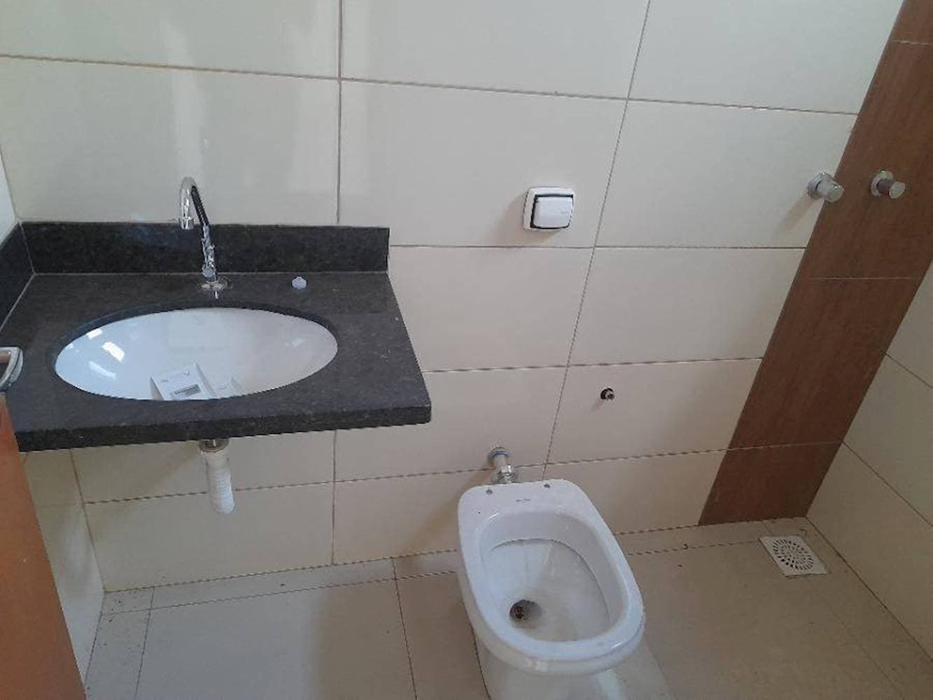 Foto 12 de 14: Casa em leilão em Uberlândia - MG — Casa em Condomínio no Shopping Park - Uberlândia/MG