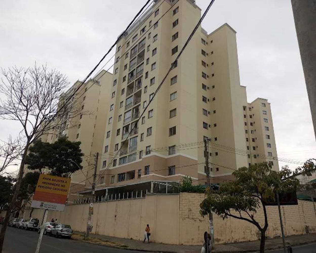 Foto 3 de 5: Apartamento em leilão em Belo Horizonte - MG — Apartamento em Fernão Dias - Belo Horizonte/MG