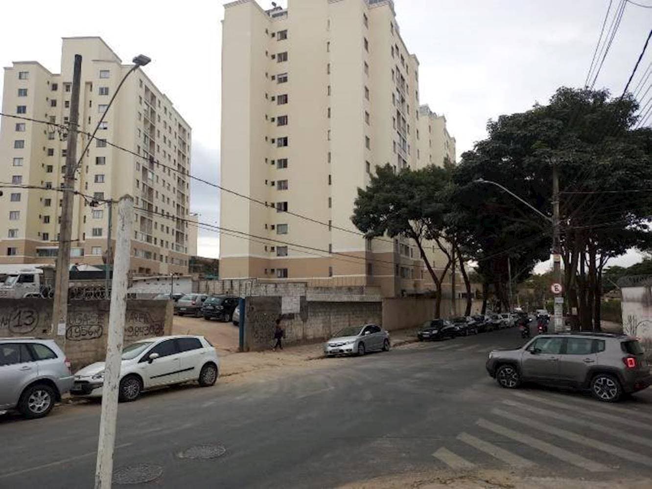 Foto 4 de 5: Apartamento em leilão em Belo Horizonte - MG — Apartamento em Fernão Dias - Belo Horizonte/MG