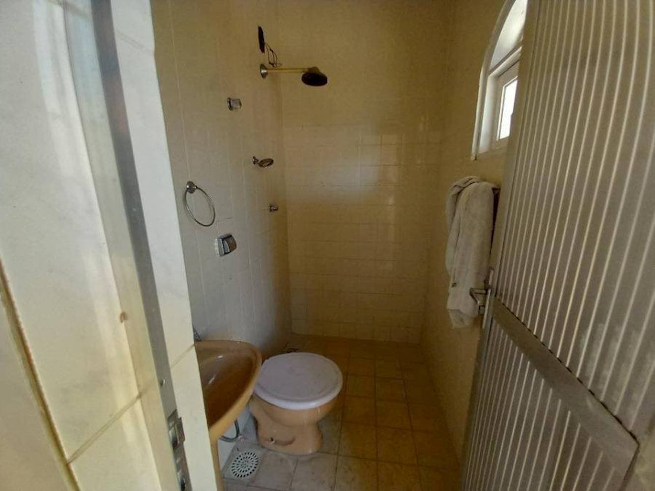 Foto 10 de 25: Casa em leilão em Nova Iguaçu - RJ — Casa em Da Luz - Nova Iguaçu/RJ