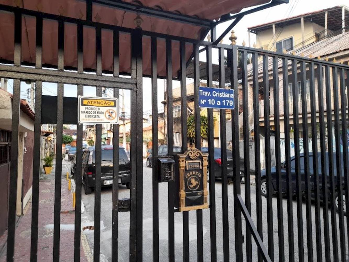 Foto 4 de 6: Casa em leilão em São Gonçalo - RJ — Casa em Venda Da Cruz - São Gonçalo/RJ